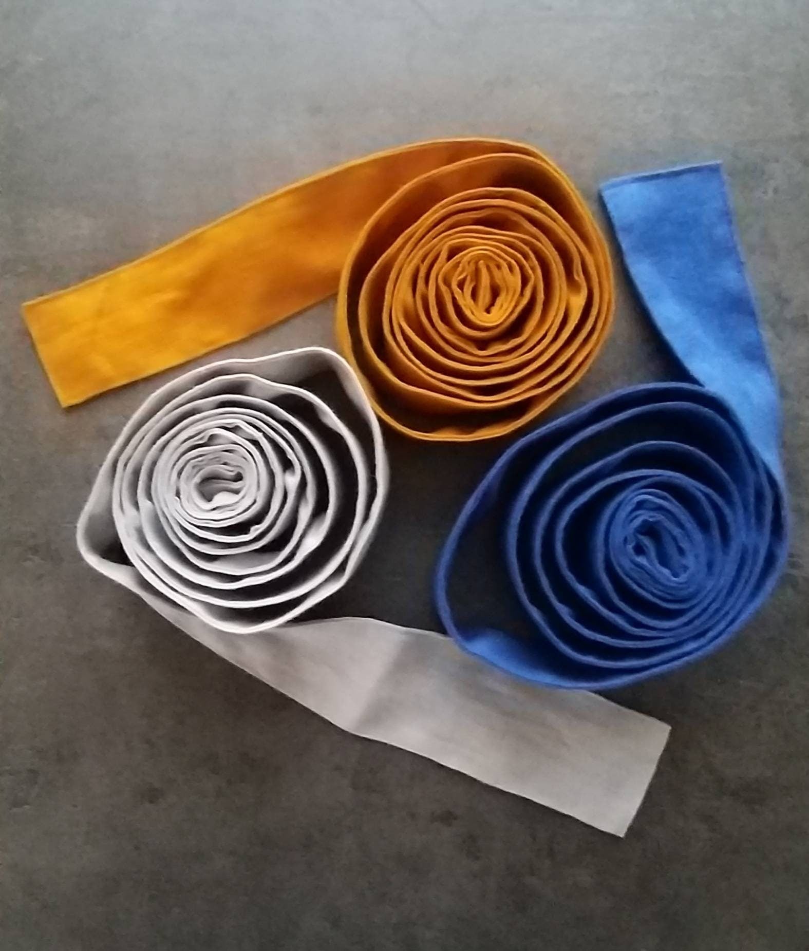 Long linen ribbon belt