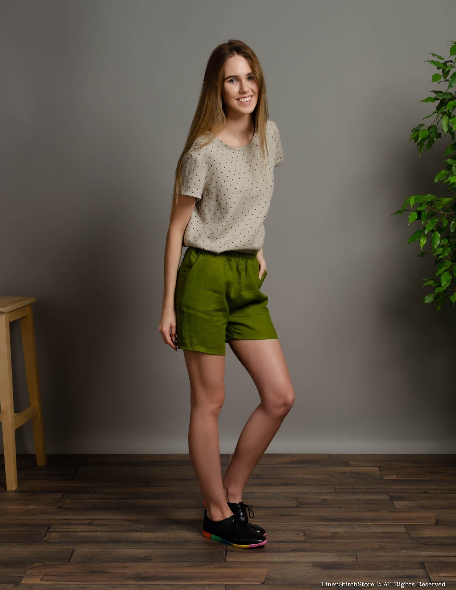 LILLY Linen shorts | Olive green