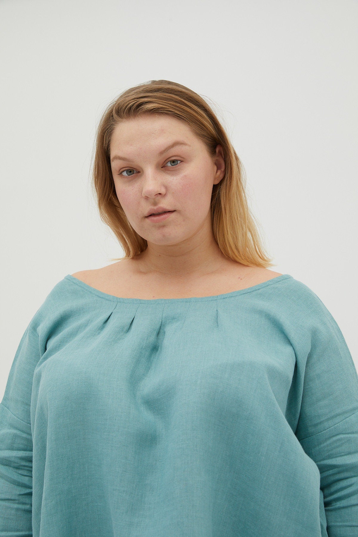 LUCIA oversized linen top | Electric blue