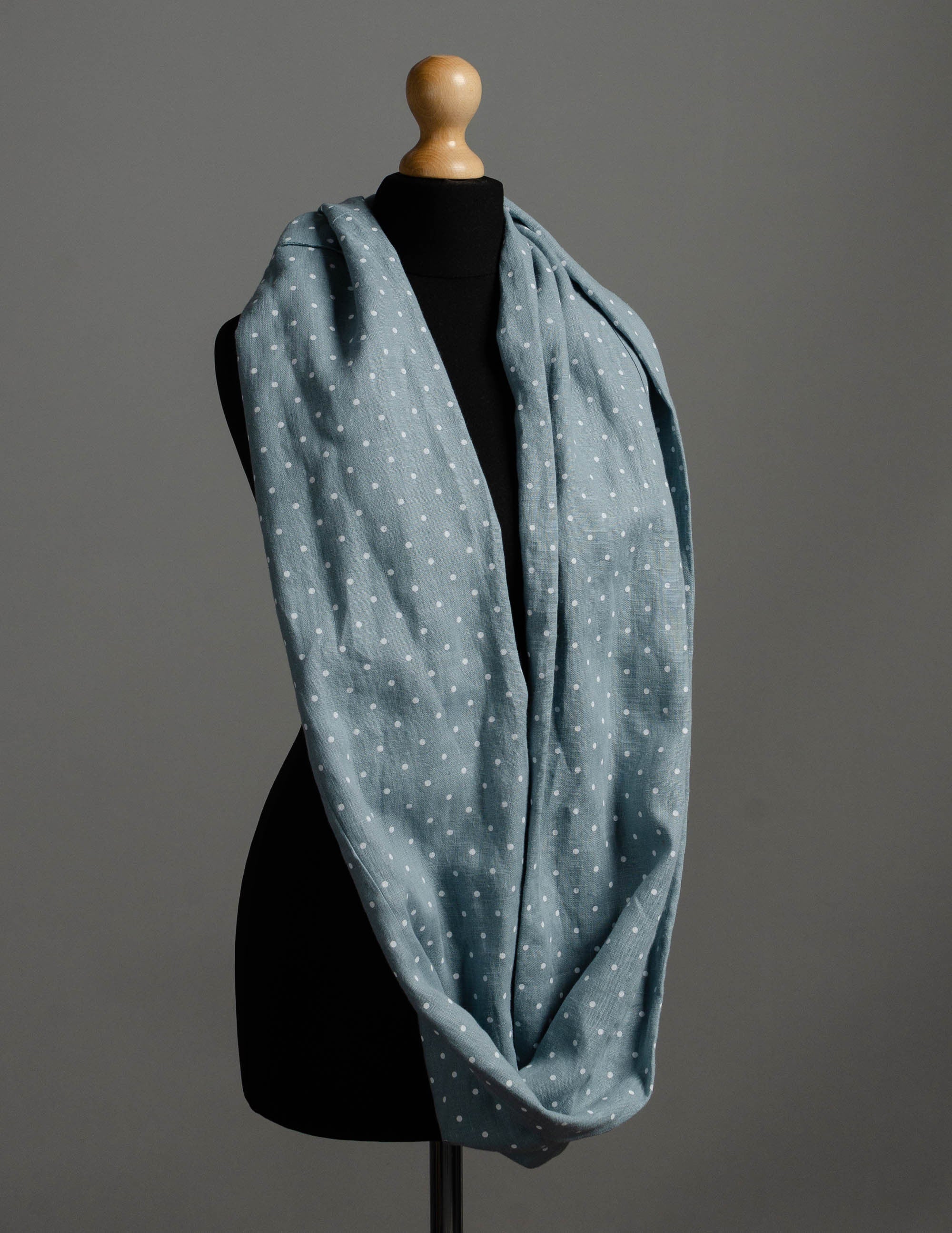 Loop linen scarf | Electric dots