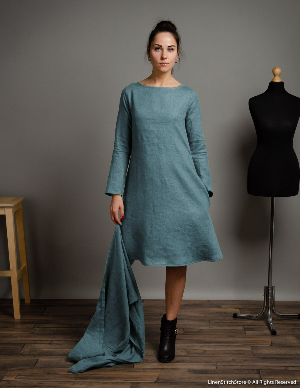 VERONICA Linen dress | Electric blue