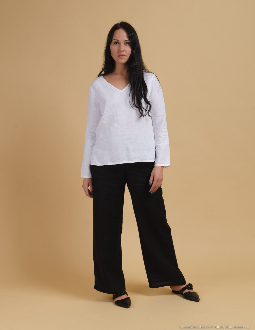 LEILA V-neck linen top | White