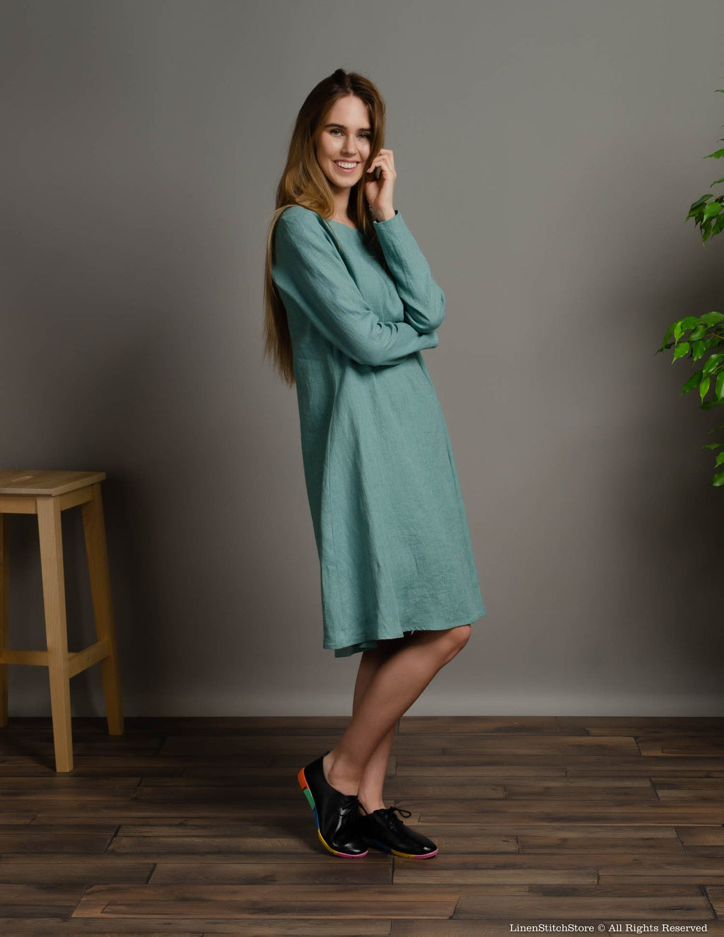 VERONICA Linen dress | Electric blue