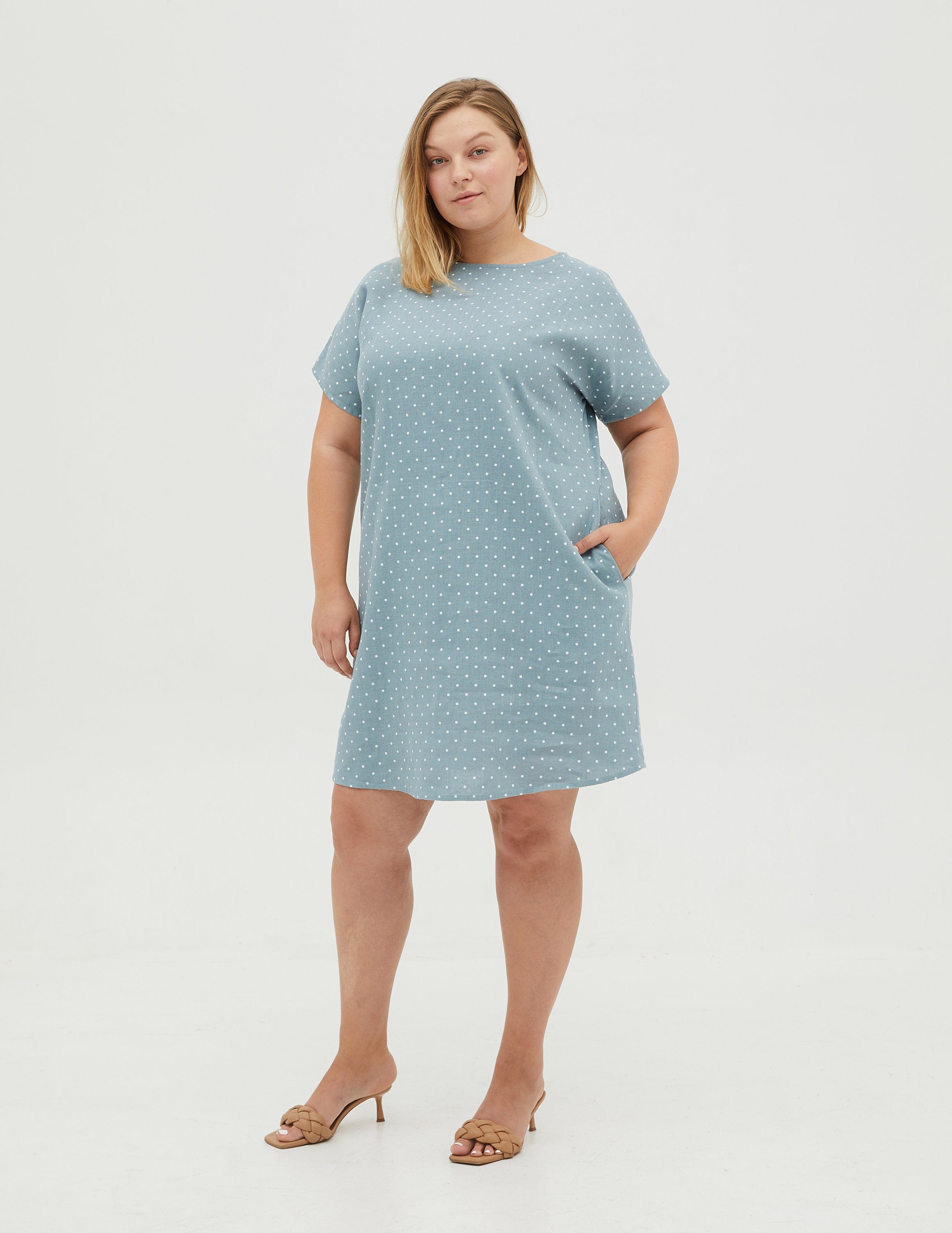 SANDRA Linen dress | Electric dots