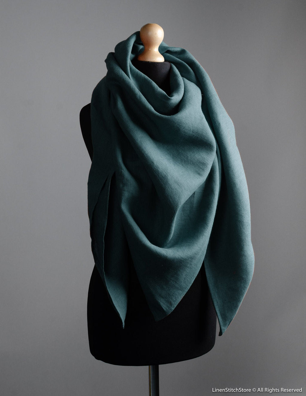 Linen shawl | Electric blue