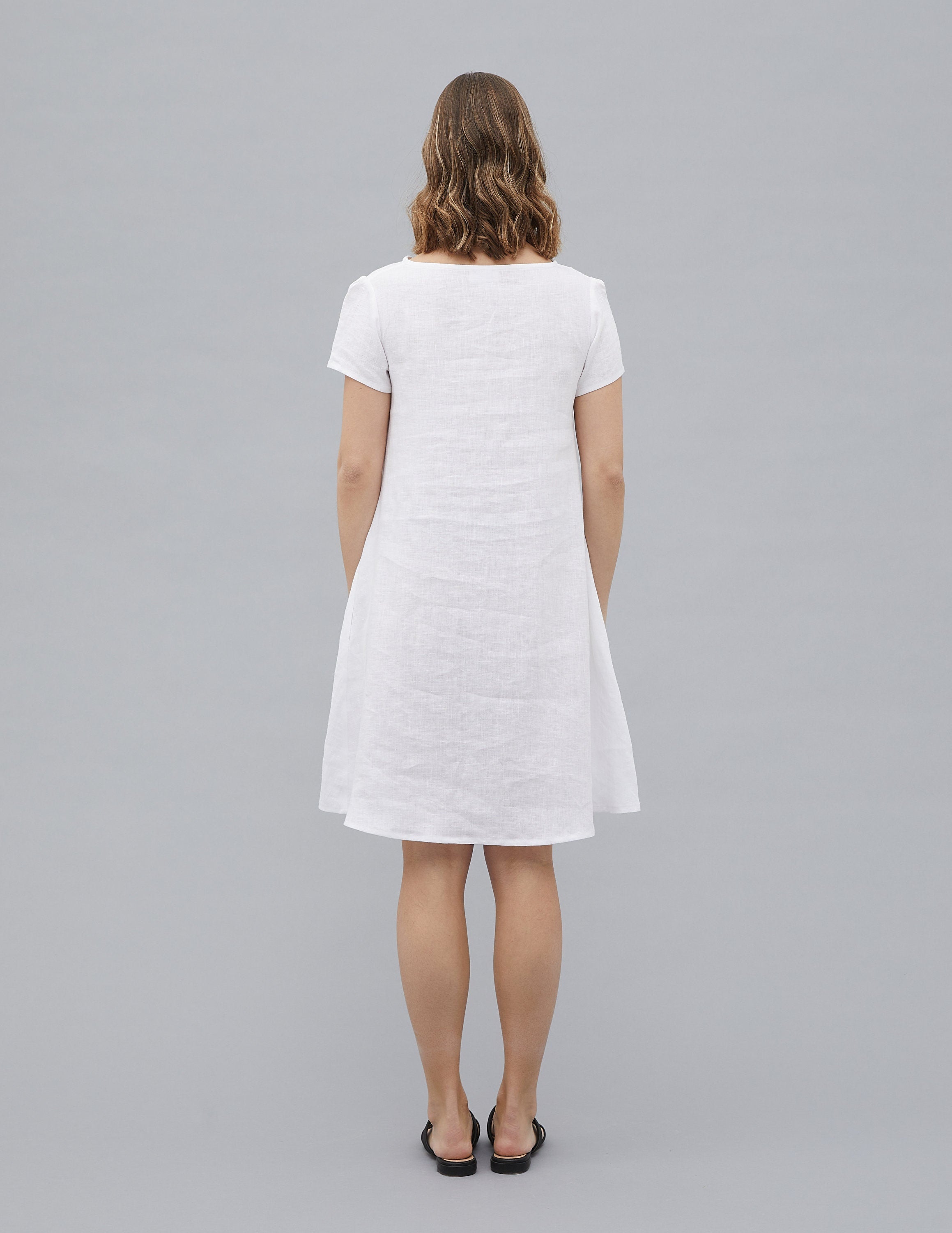 MEGHAN Linen dress | White