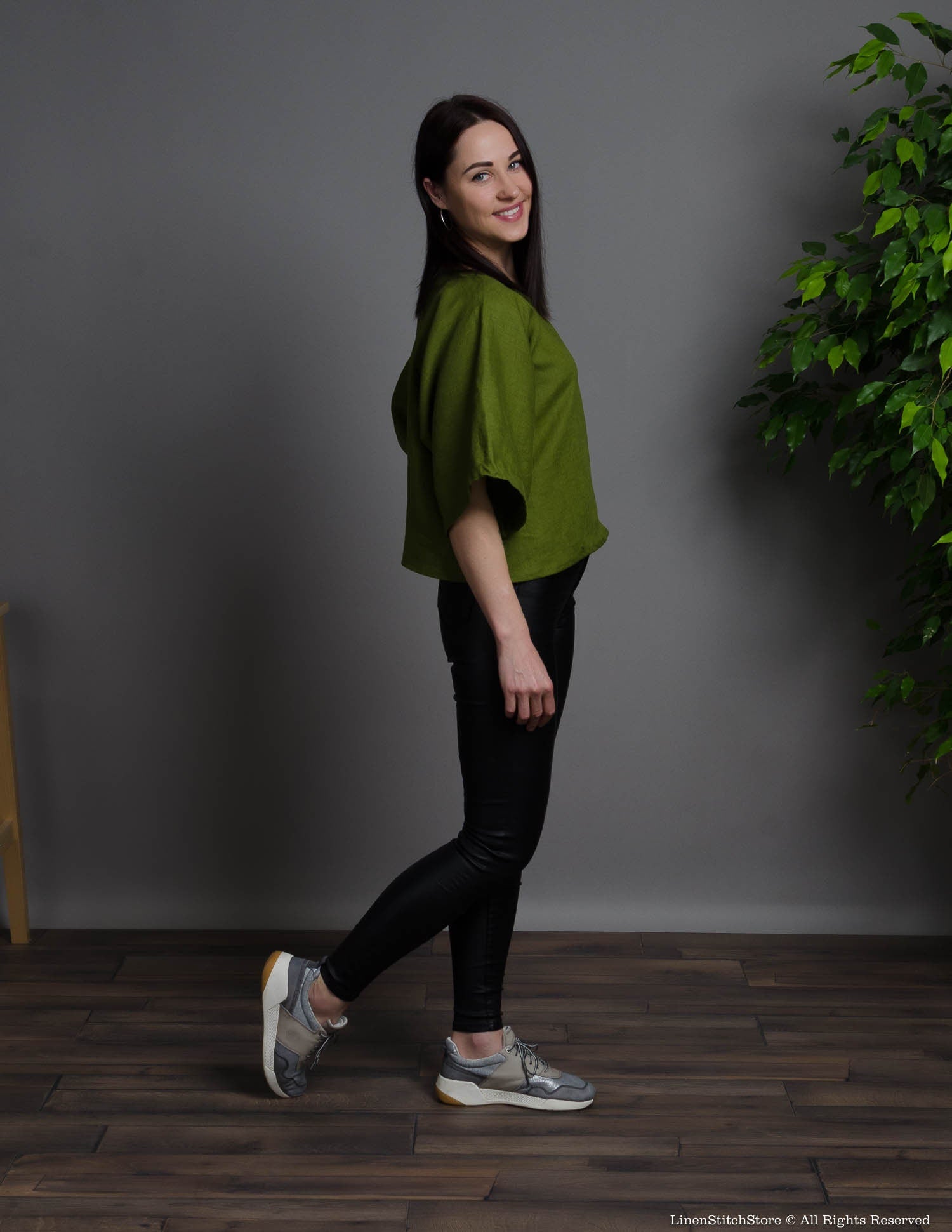 MARTHA Oversized linen tunic | Olive