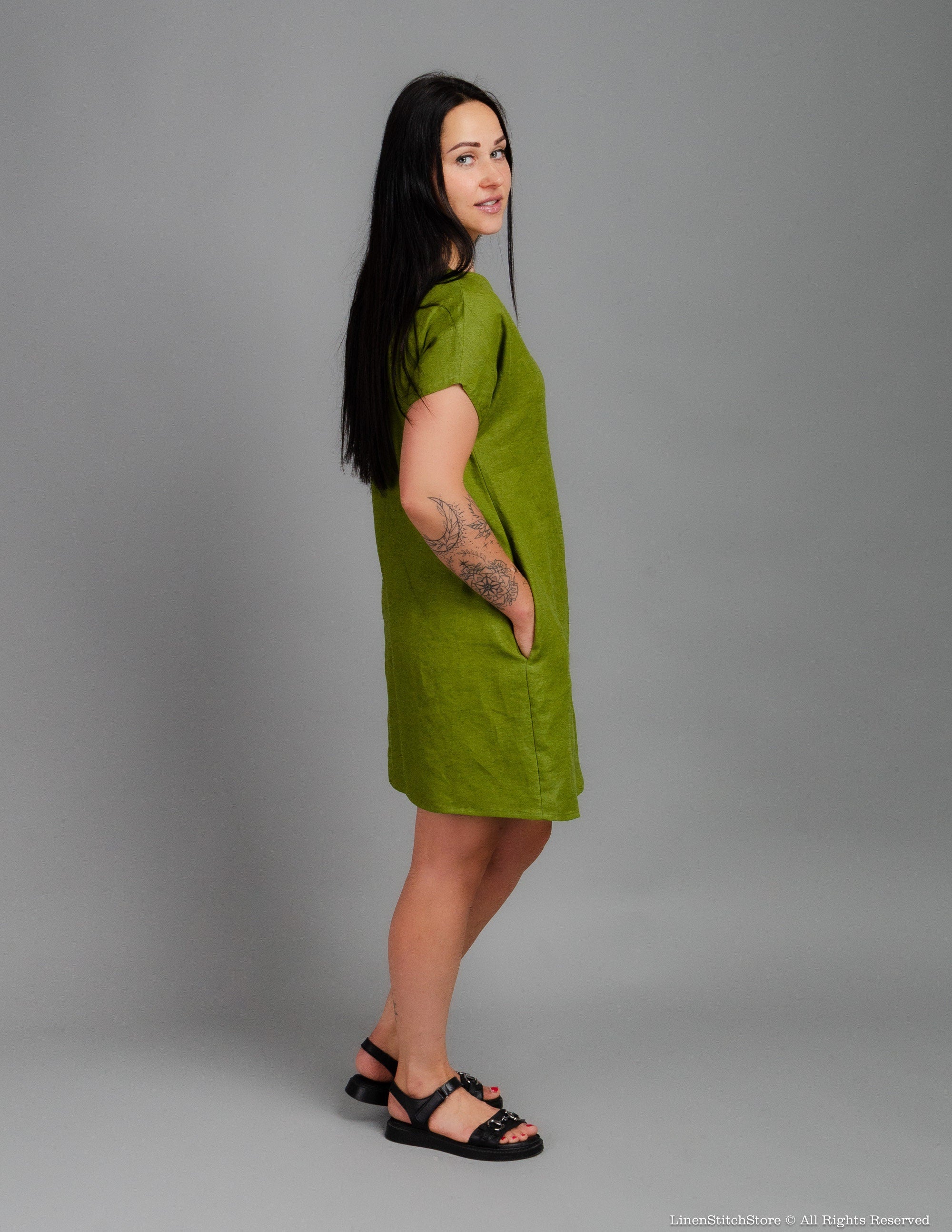 RUBBY Linen dress | Olive