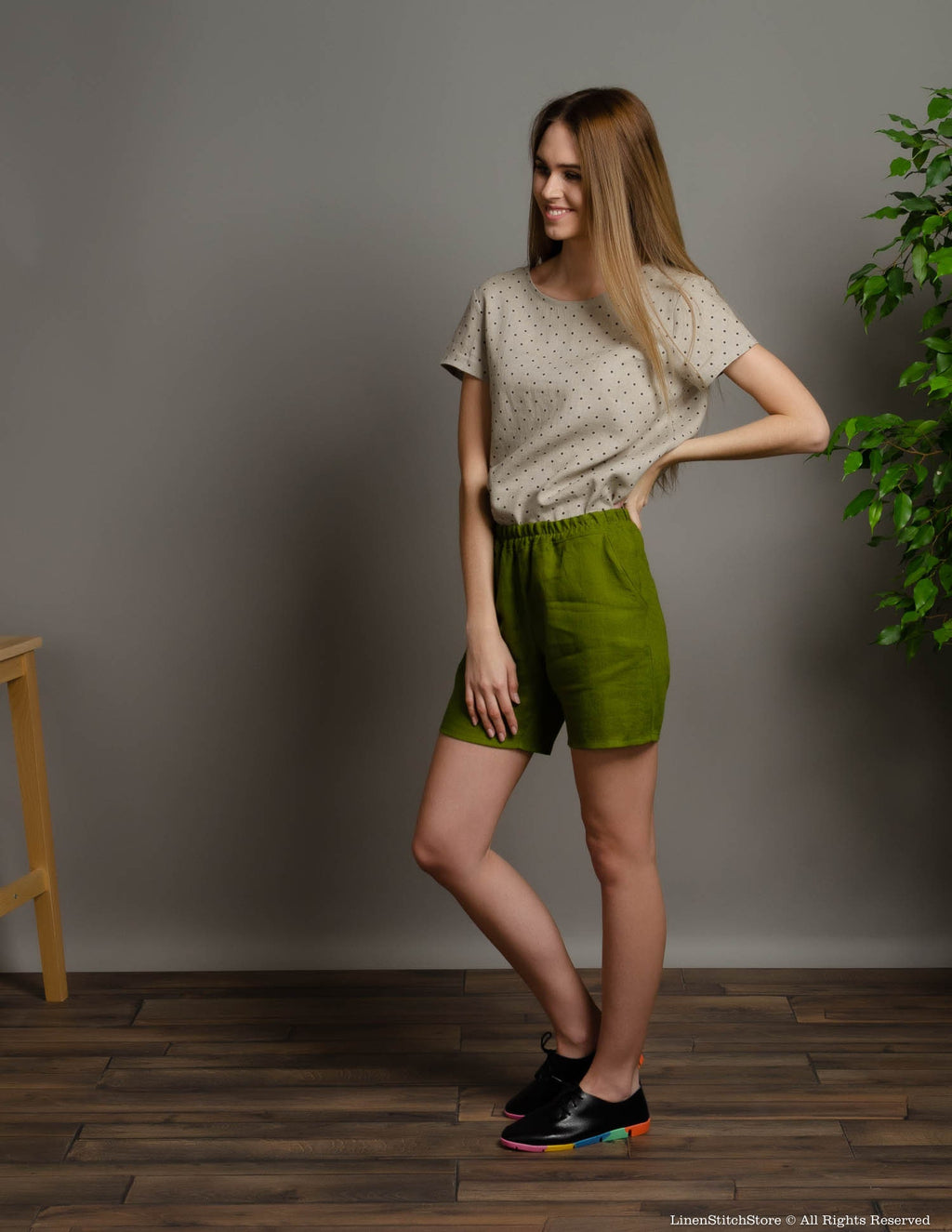 LILLY Linen shorts | Olive green