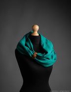 Loop linen scarf | Emerald green