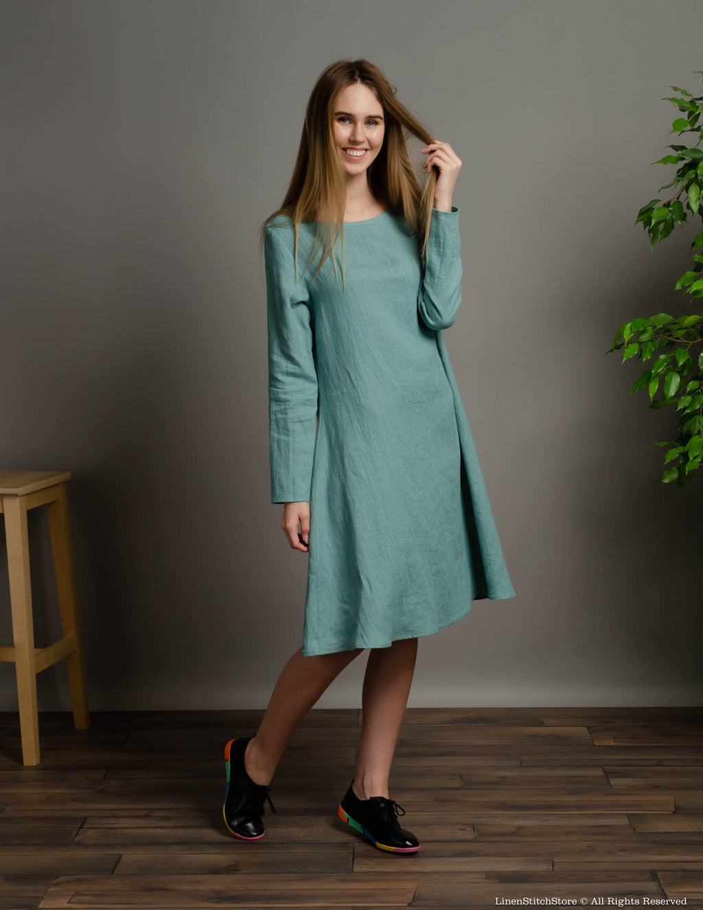 VERONICA Linen dress | Electric blue