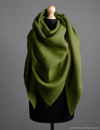 Linen shawl | Olive
