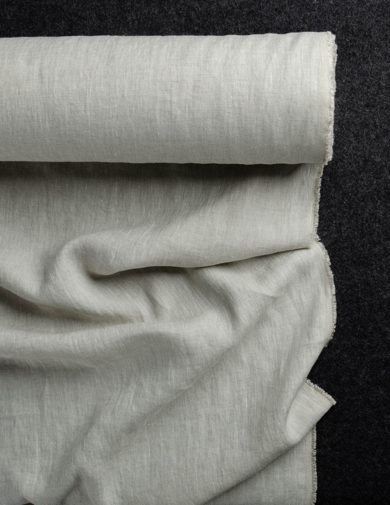 Natural colour medium weight linen fabric supply