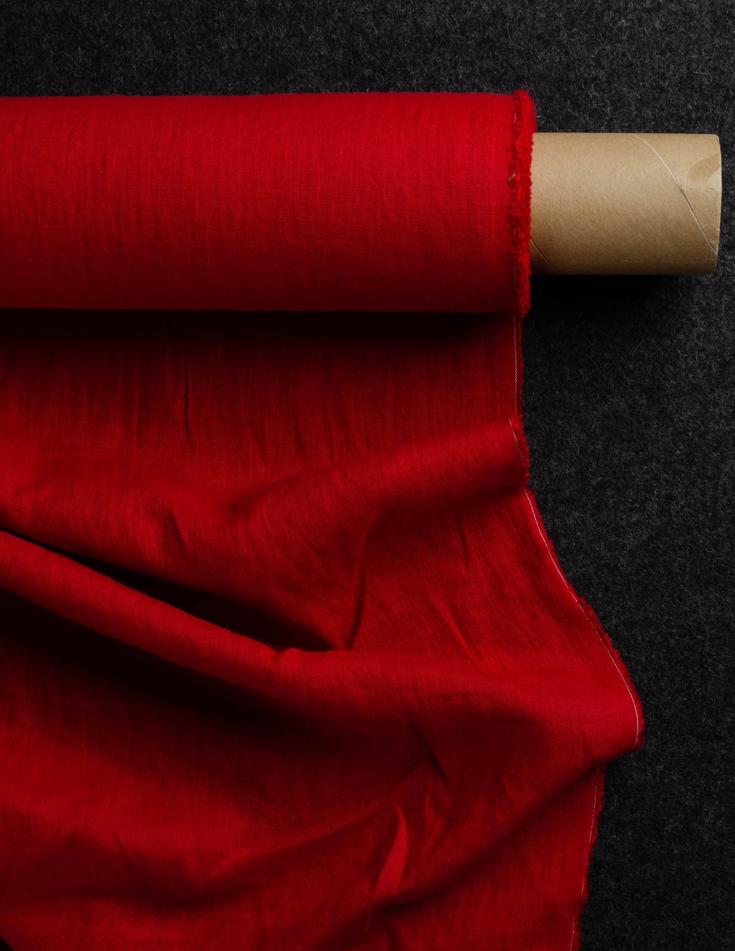 Bright red colour medium weight linen fabric supply