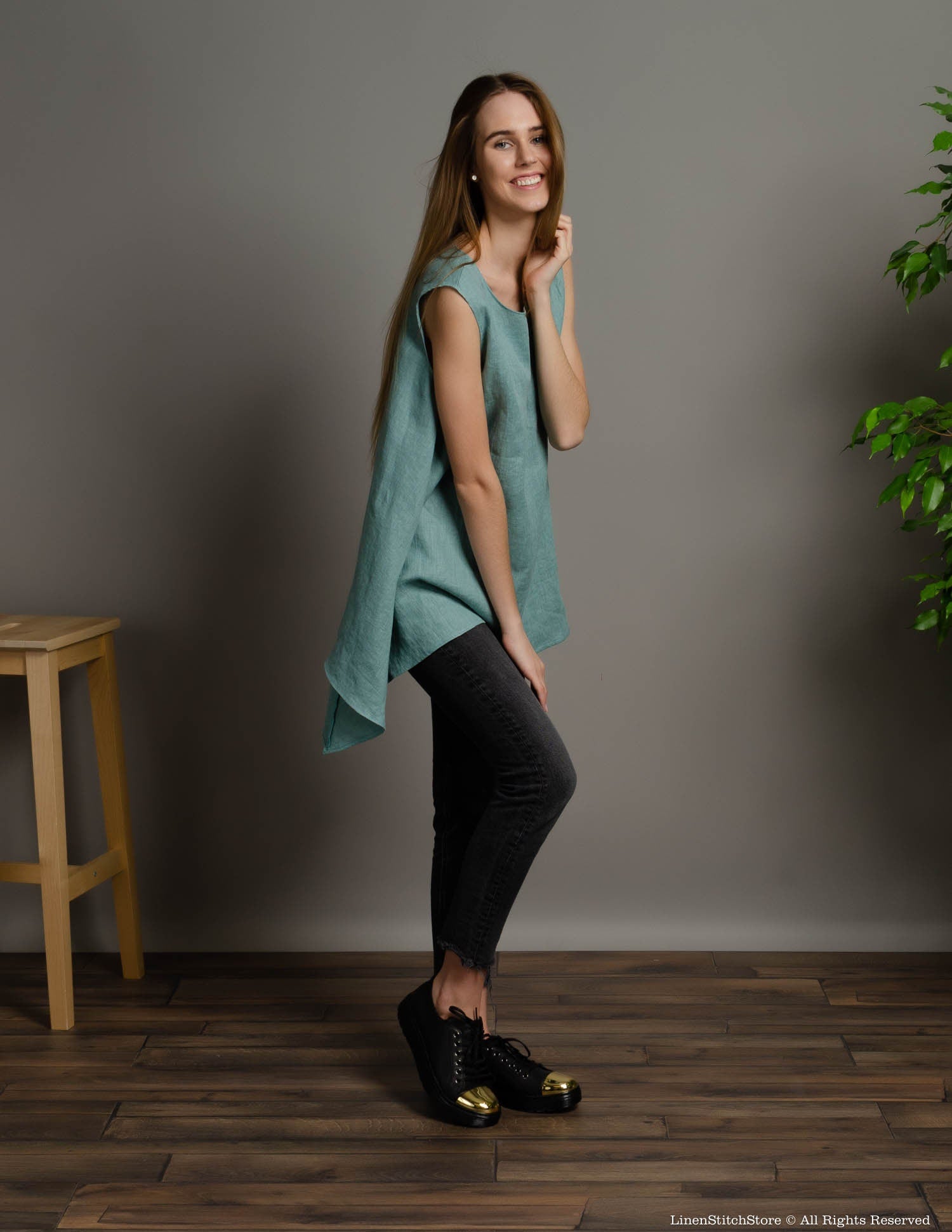 LAURA Linen tunic | Electric blue