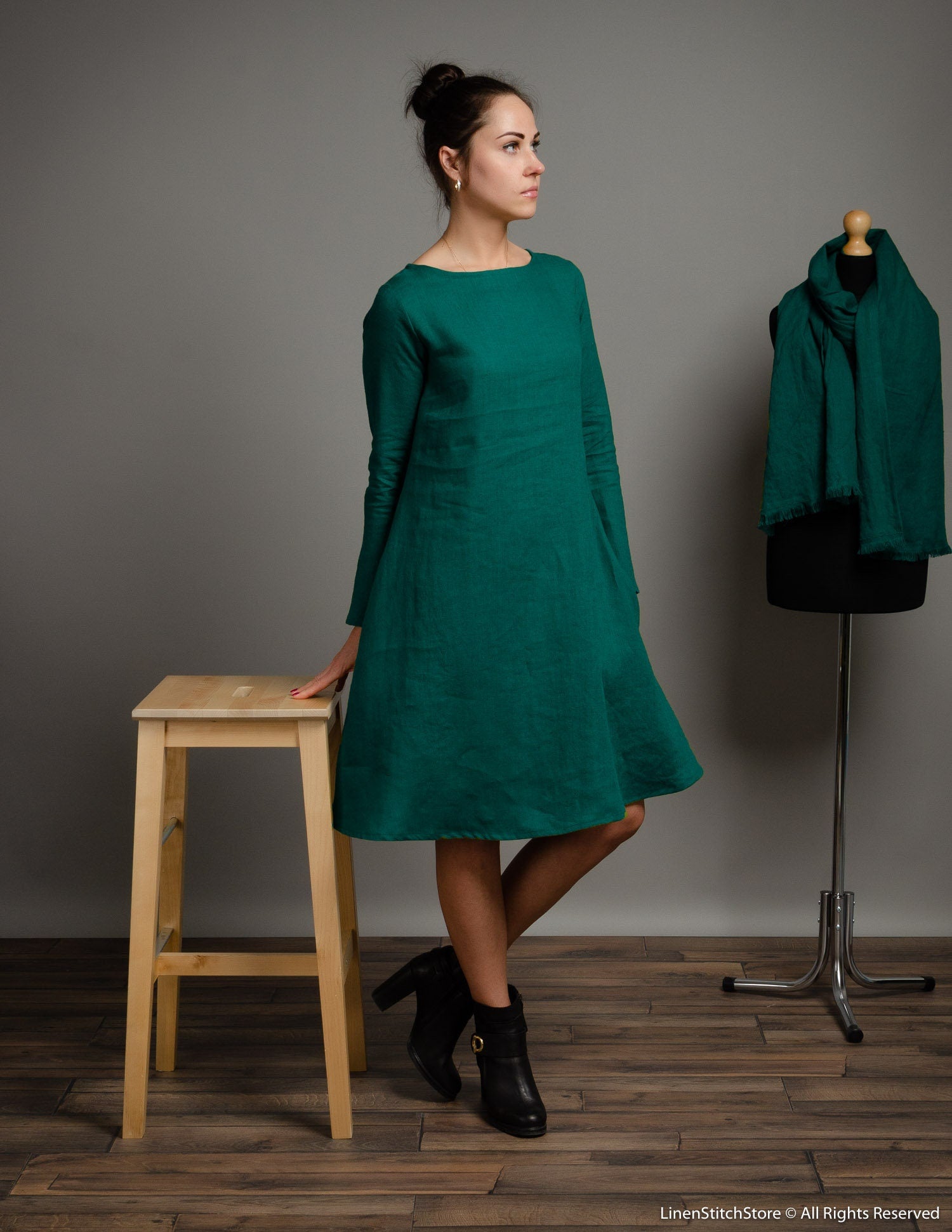 VERONICA  Linen dress | Emerald green