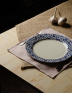 Linen table napkins