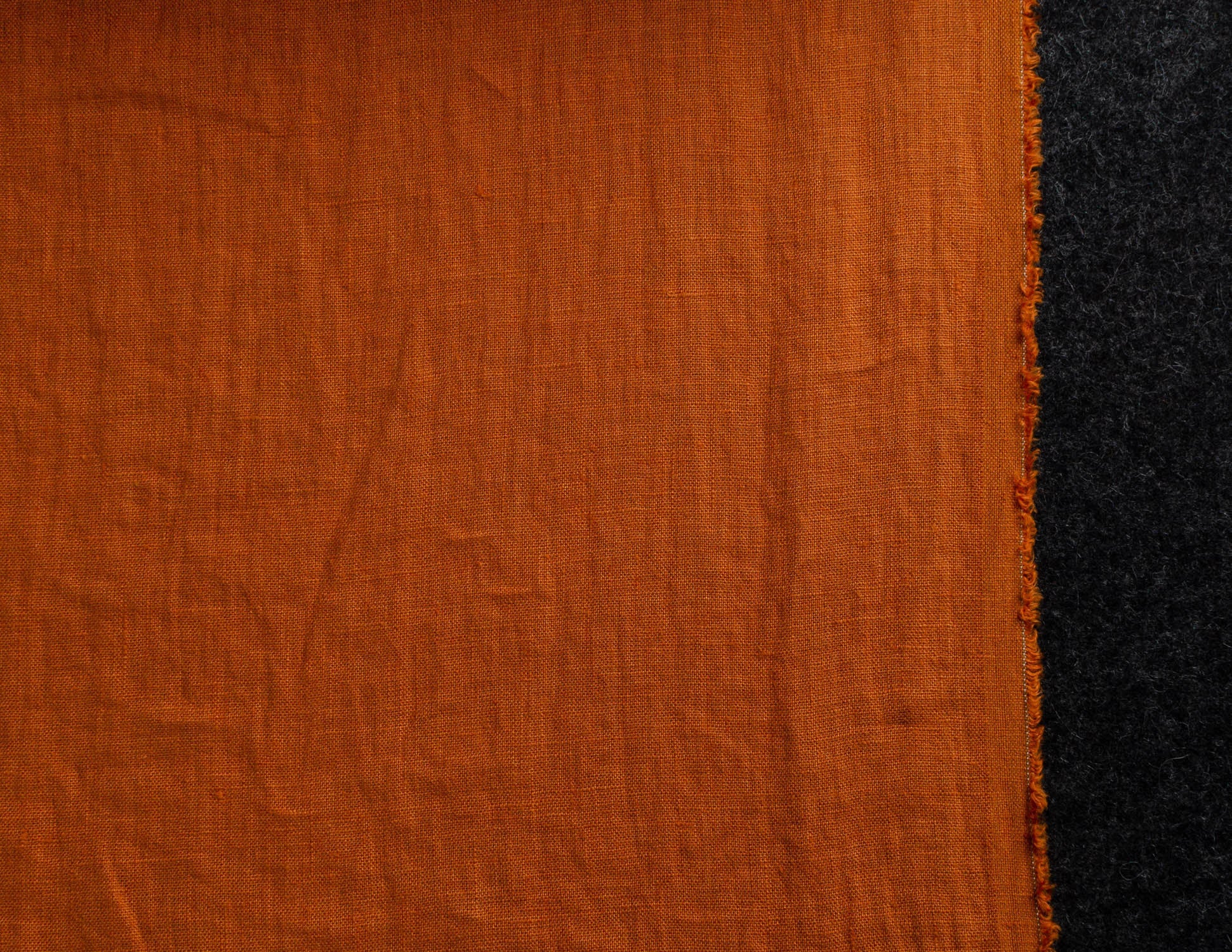 Terracotta colour medium weight linen fabric supply