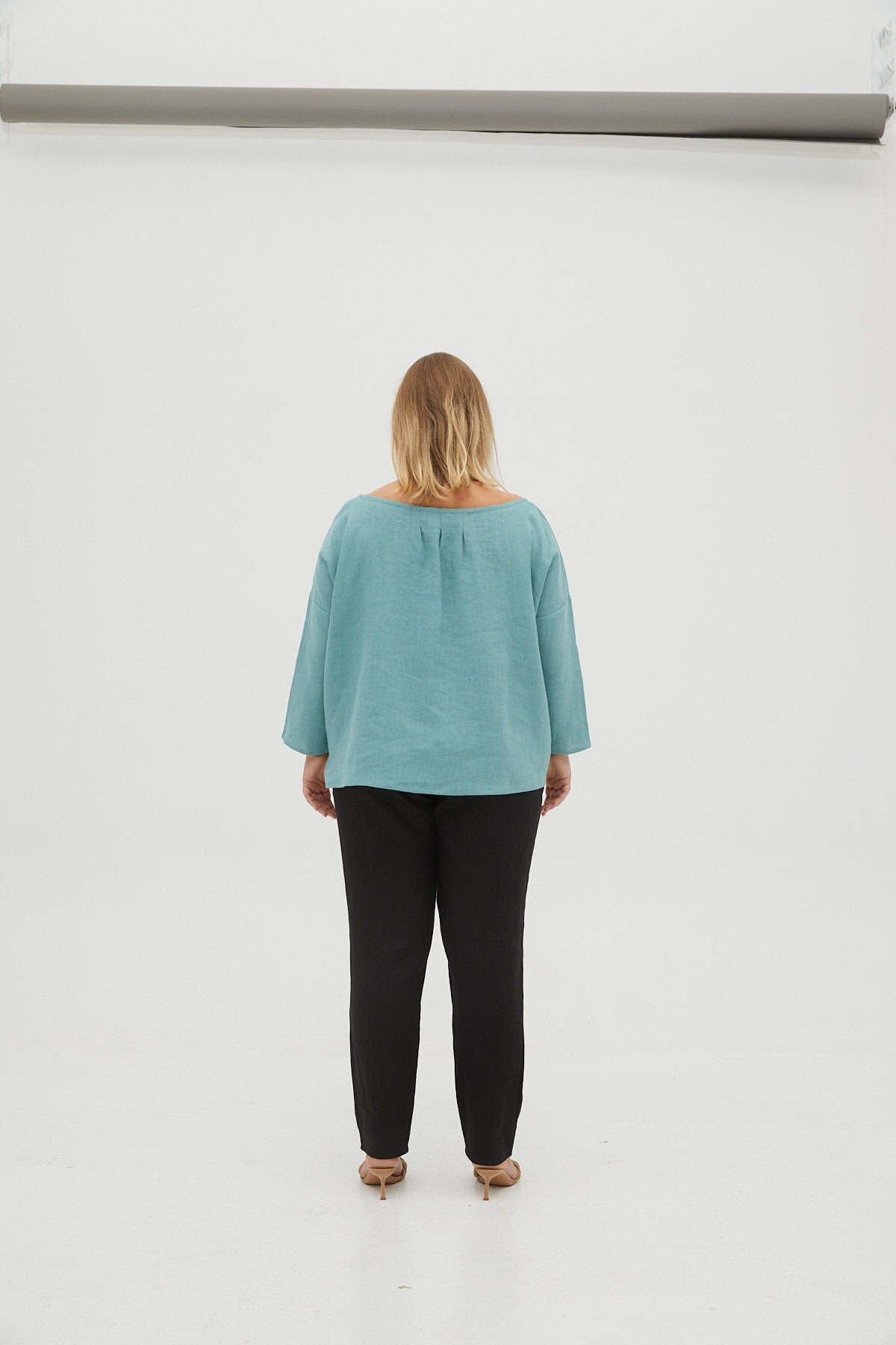 LUCIA oversized linen top | Electric blue
