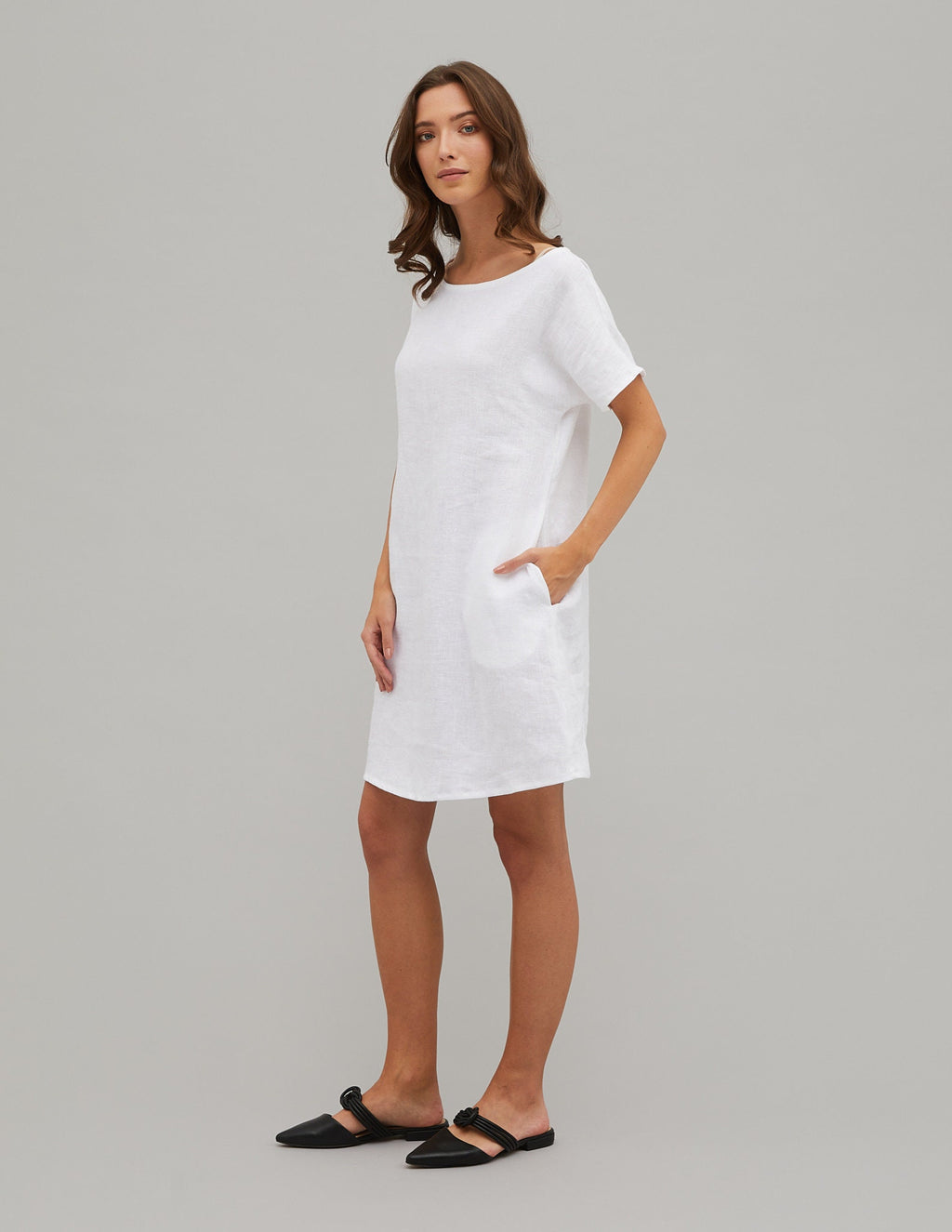 SANDRA White short sleeve linen summer dress